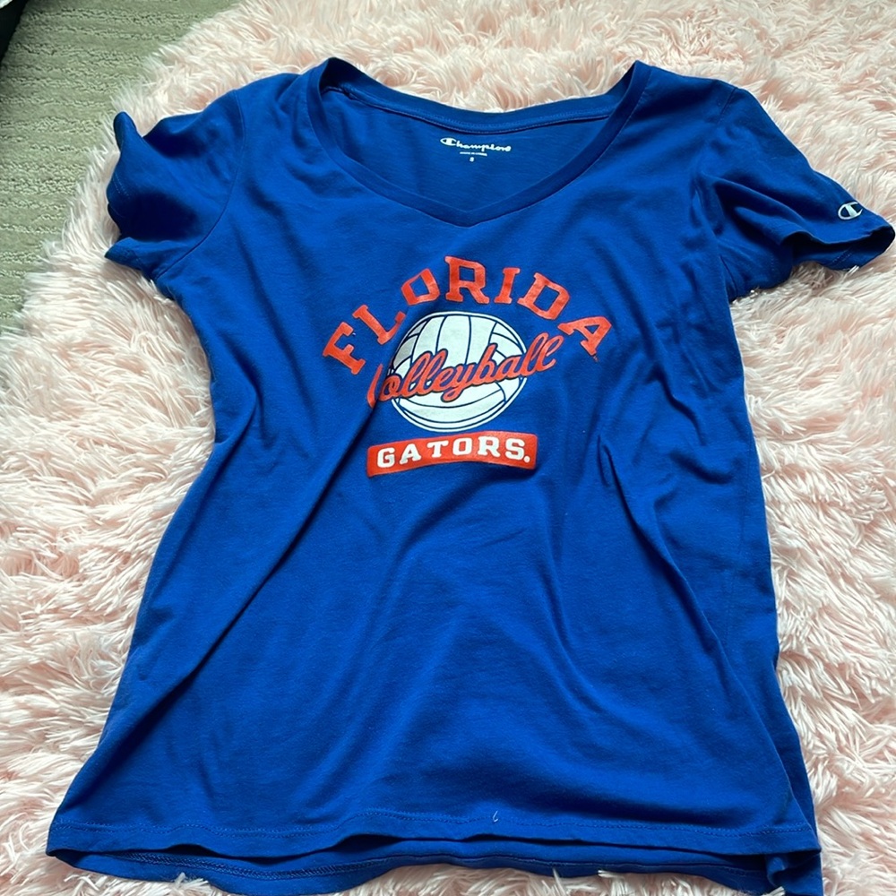Women’s Champion Women’s cut Florida Gators Volleyball Shirt🐊🧡💙